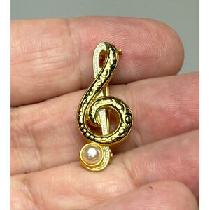 Vintage Damascene Brooch Pin Black Gold Treble Clef Musical Note Faux Pearl Mini